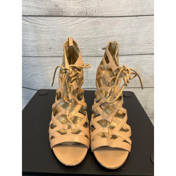 Nine West Authority Leather Strappy Heal Size 8 - Picture 1 of 5